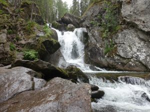 18_Wasserfall_kajak_russland_fluss_wildnis_outdoor_wandern